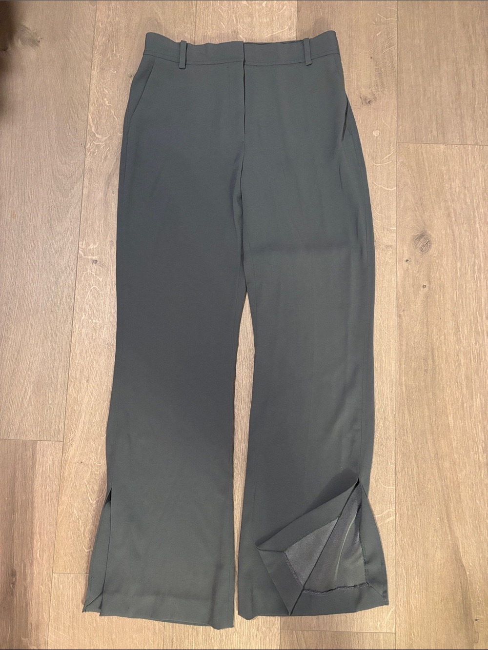 Babaton dolly pants
